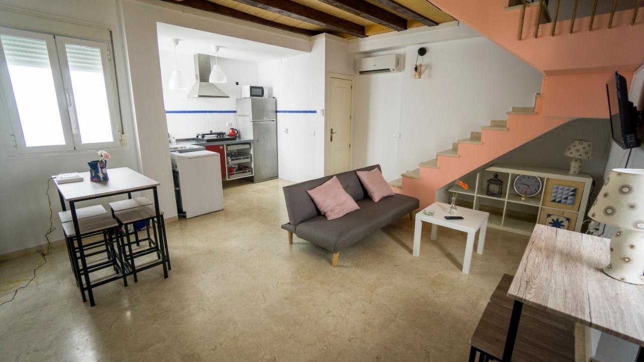 Rentalsevilla Feria Duplex Con Terraza Exteriör bild